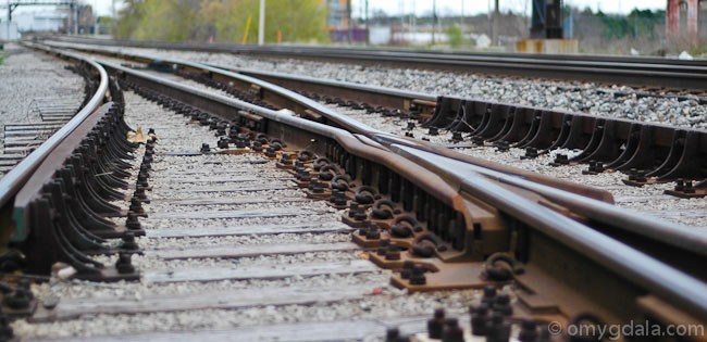 Curving rail tracks